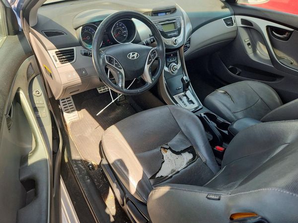 2013 HYUNDAI ELANTRA — CKPT