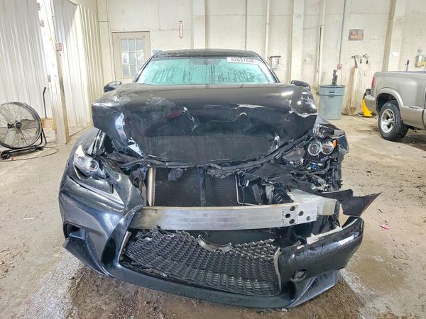 2015 LEXUS IS