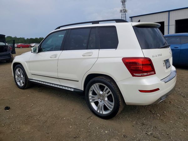 2015 MERCEDES-BENZ GLK
