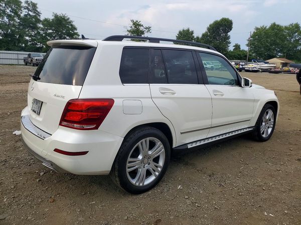 2015 MERCEDES-BENZ GLK