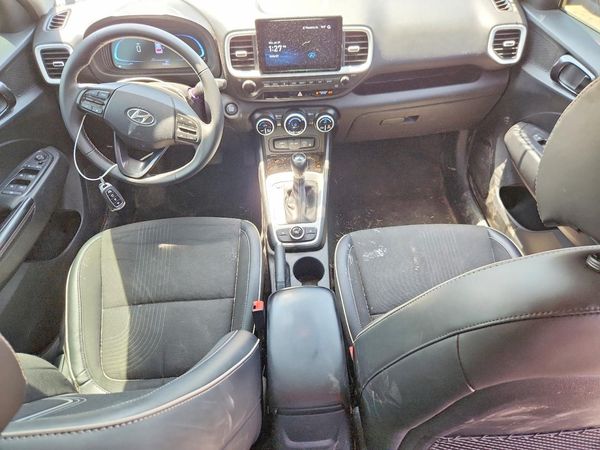 2024 HYUNDAI VENUE SEL / Limited