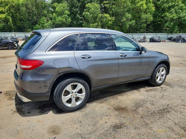 2017 MERCEDES-BENZ GLC