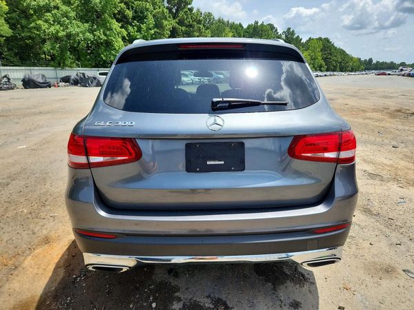 2017 MERCEDES-BENZ GLC