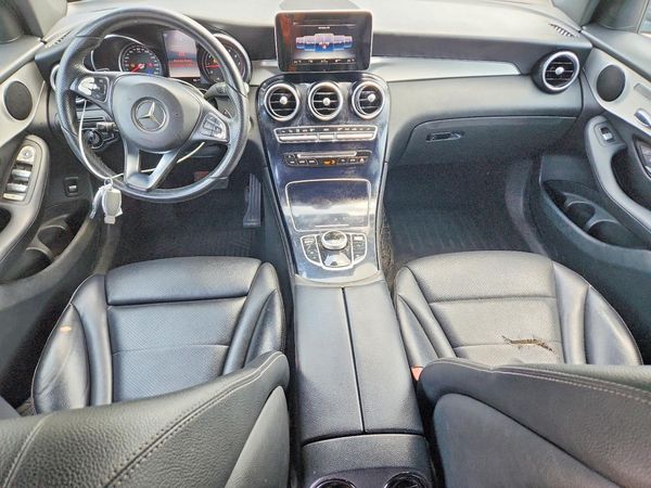 2017 MERCEDES-BENZ GLC