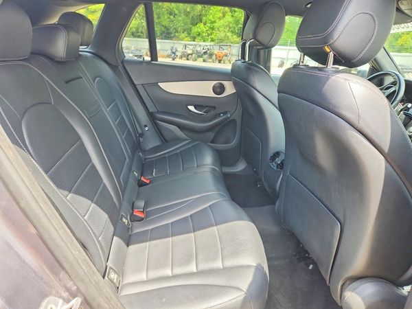 2017 MERCEDES-BENZ GLC