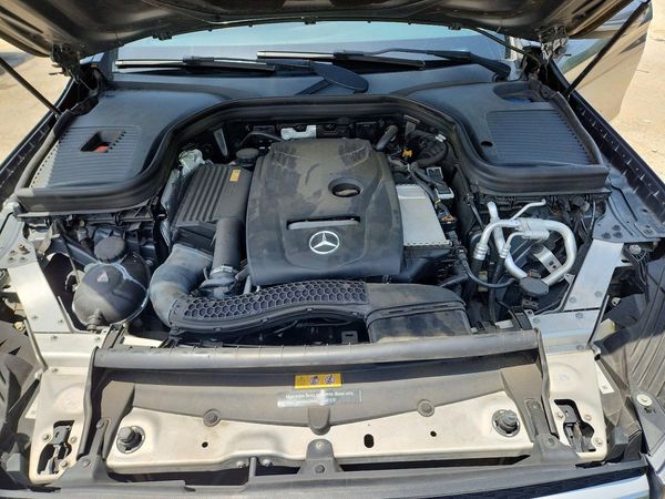 2017 MERCEDES-BENZ GLC