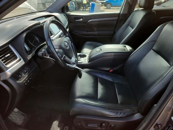 2018 TOYOTA HIGHLANDER