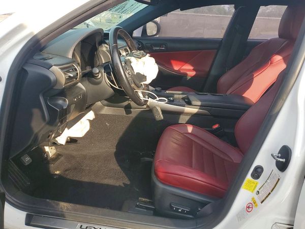 2016 LEXUS IS 200t