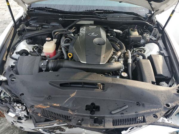 2016 LEXUS IS 200t