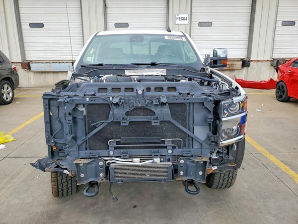 2019 CHEVROLET SILVERADO LTZ