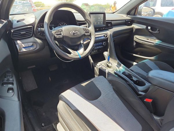 2019 HYUNDAI VELOSTER 2.0L and 2.0L Premium