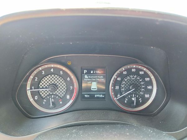 2019 HYUNDAI VELOSTER 2.0L and 2.0L Premium