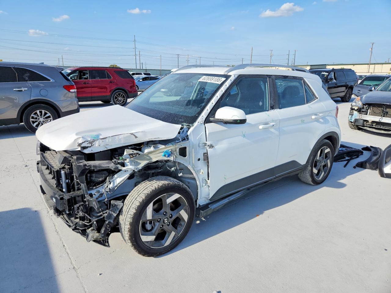 2026 HYUNDAI VENUE SEL, SEL w/ 2-Tone Roof