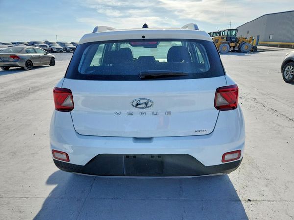 2026 HYUNDAI VENUE SEL, SEL w/ 2-Tone Roof