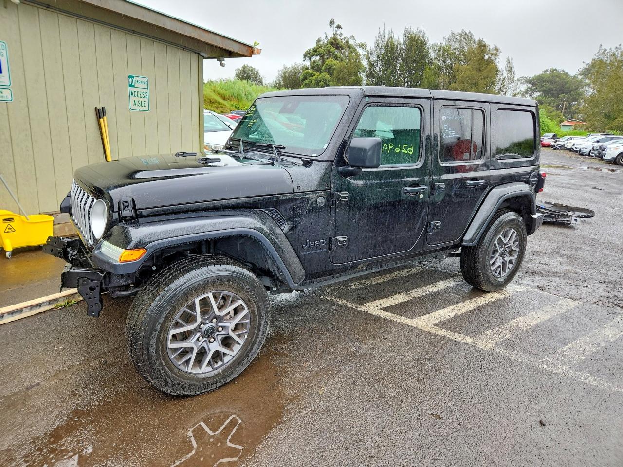 2025 JEEP WRANGLER Sahara