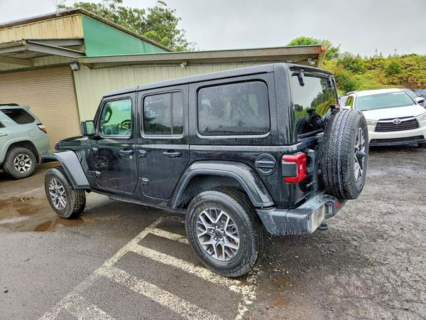 2025 JEEP WRANGLER Sahara