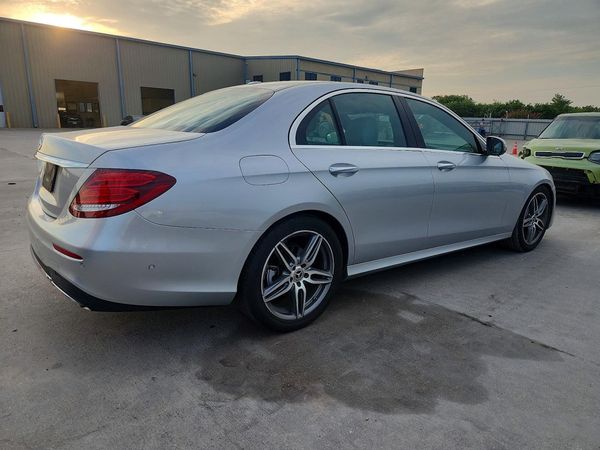 2017 MERCEDES-BENZ E E300