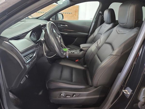 2023 CADILLAC XT4