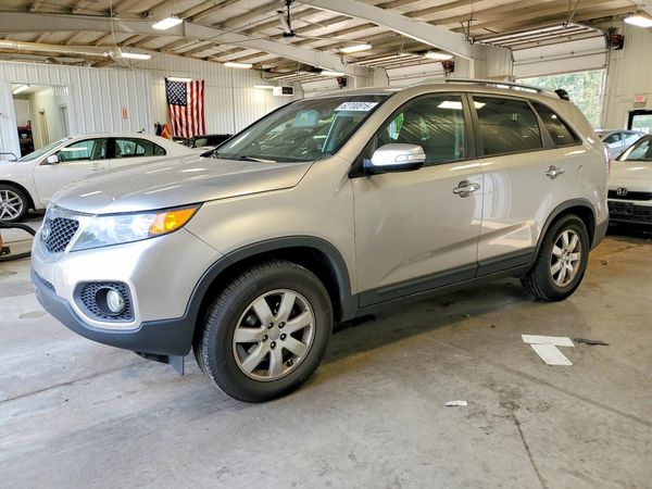 2013 KIA SORENTO Base / LX