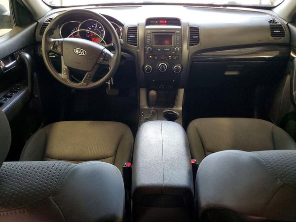 2013 KIA SORENTO Base / LX
