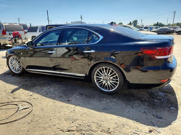 2013 LEXUS LS 460