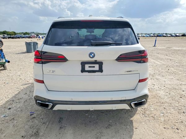 2025 BMW X5 xDrive50e