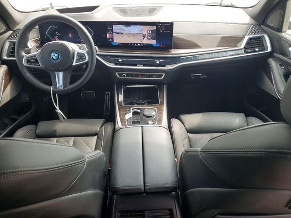 2025 BMW X5 xDrive50e