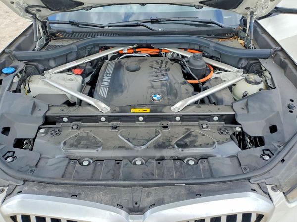 2025 BMW X5 xDrive50e