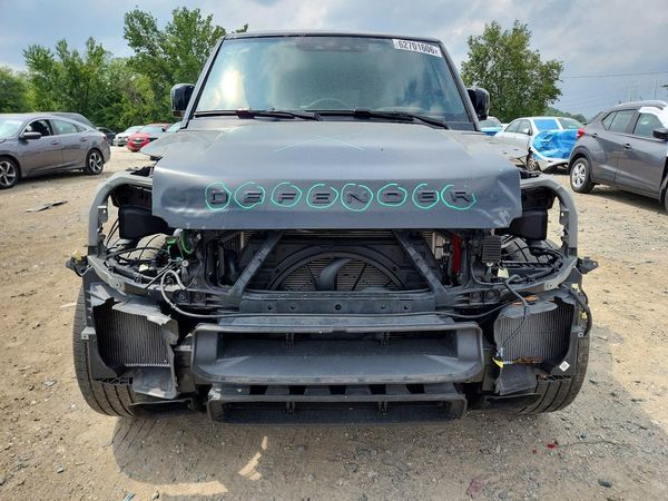 2024 LAND ROVER DEFENDER 110 SE