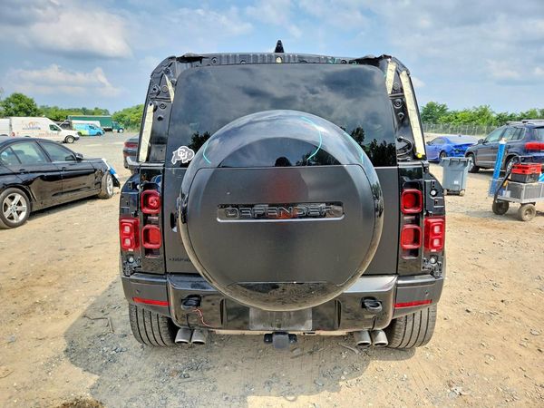 2024 LAND ROVER DEFENDER 110 SE