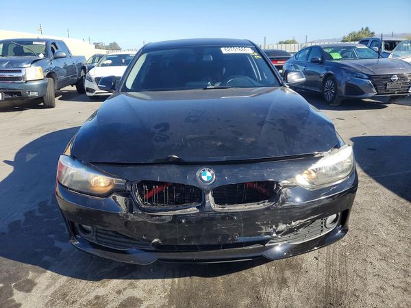 2013 BMW 320