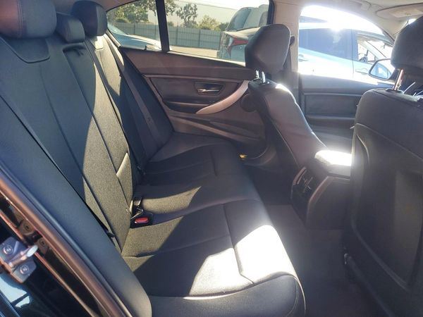 2013 BMW 320