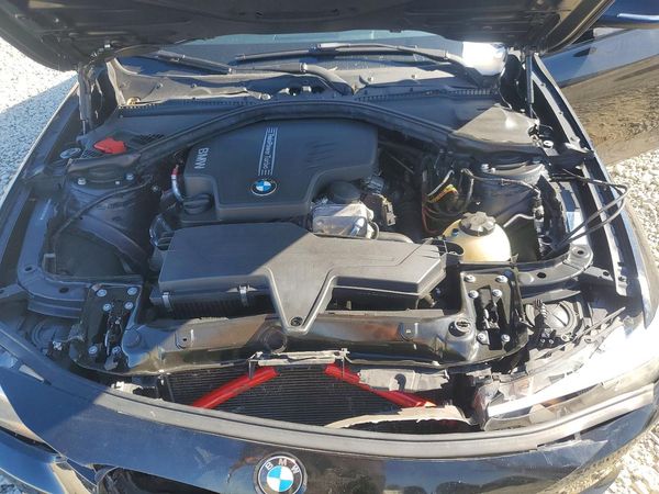 2013 BMW 320