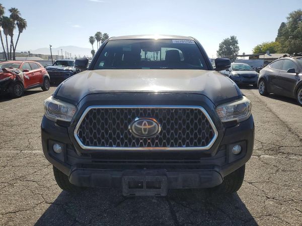 2019 TOYOTA TACOMA SR5