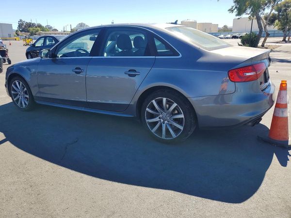 2015 AUDI A4 Premium