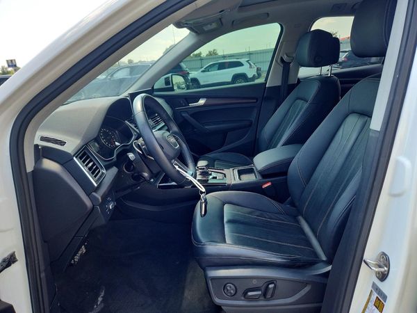 2021 AUDI Q5 quattro Premium