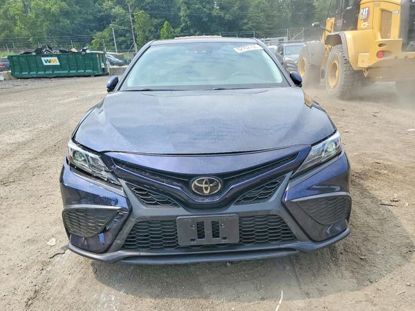 2021 TOYOTA CAMRY