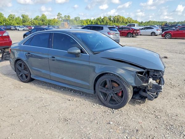 2017 AUDI A3 quattro Premium Plus