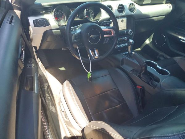 2017 FORD MUSTANG I4 Coupe