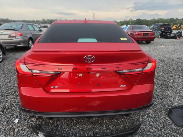2025 TOYOTA CAMRY