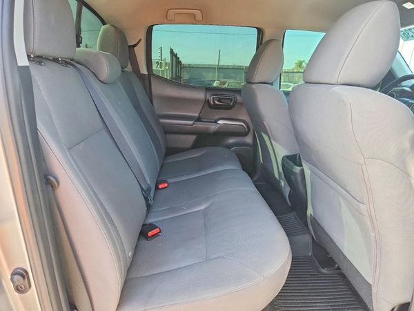 2017 TOYOTA TACOMA