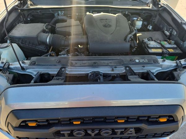 2017 TOYOTA TACOMA