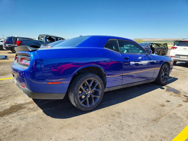 2021 DODGE CHALLENGER SXT