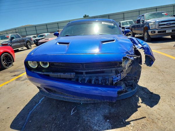 2021 DODGE CHALLENGER SXT