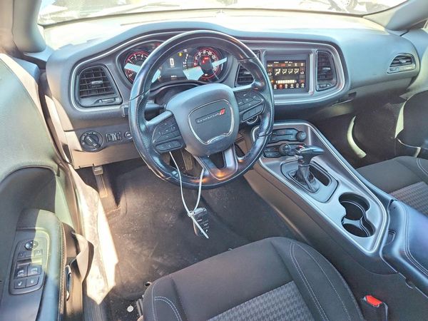2021 DODGE CHALLENGER SXT
