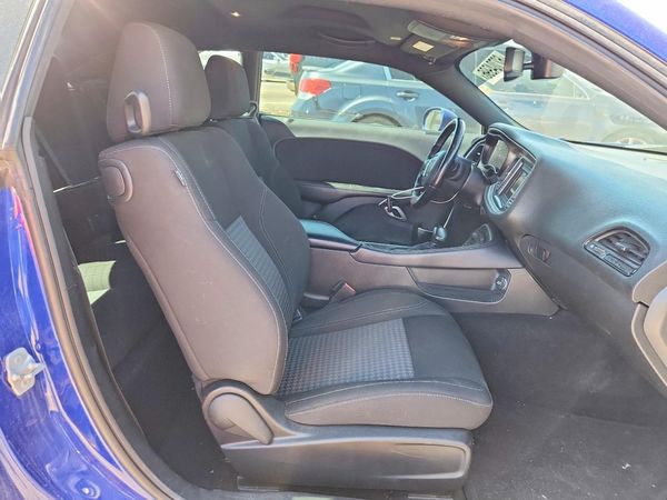 2021 DODGE CHALLENGER SXT