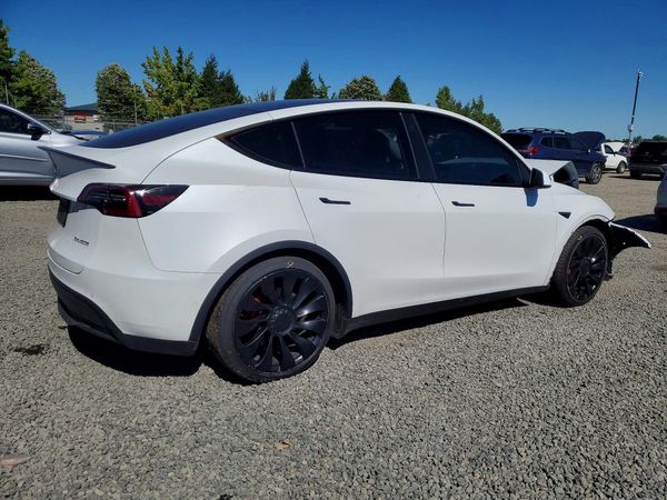 2022 TESLA MODEL Y