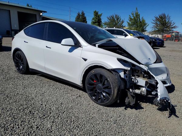 2022 TESLA MODEL Y