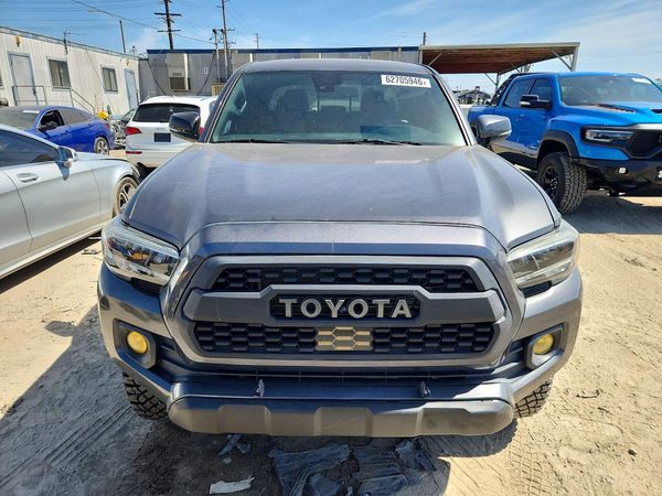2020 TOYOTA TACOMA SR5