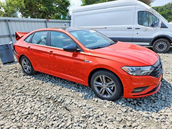 2021 VOLKSWAGEN JETTA S / SE / R-Line